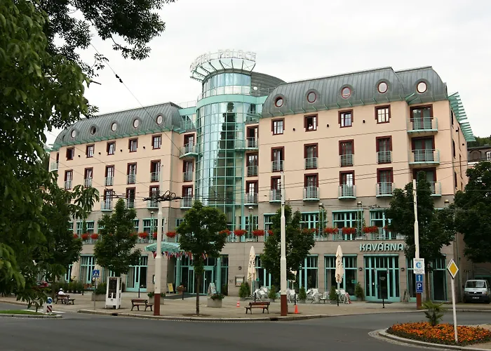 Orea Cristal Hotell 4*