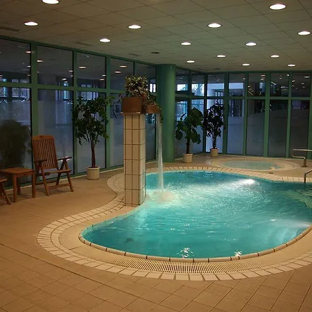 Orea Cristal Hotell 4*