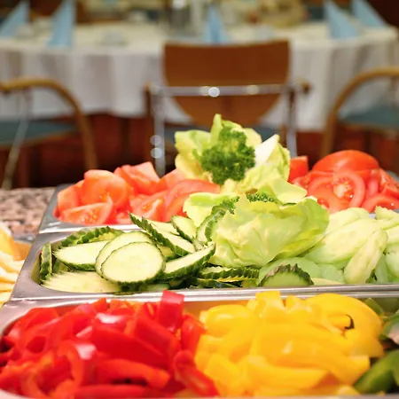 Отель Orea Cristal Марианске-Лазне