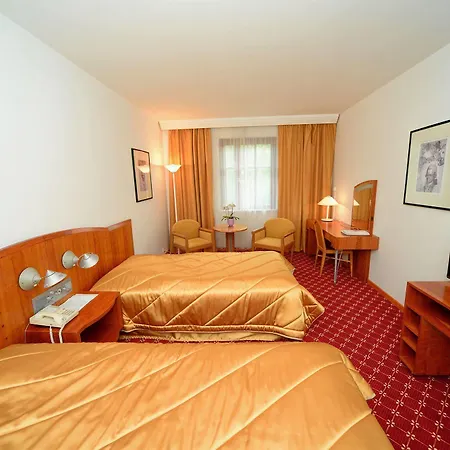 Orea Cristal Hotel